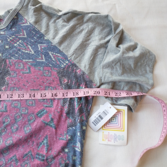 LuLaRoe top size M - Picture 9 of 9
